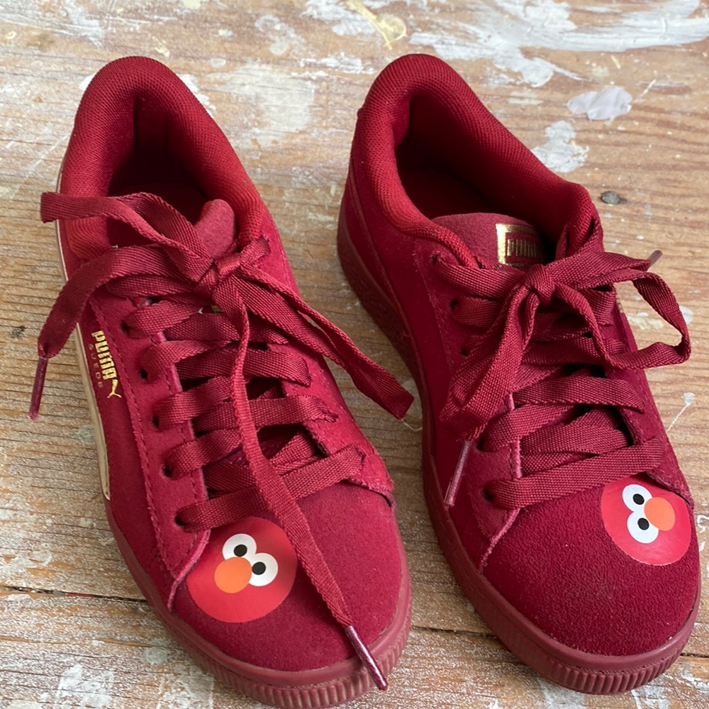 Puma Suede LI Sesame St. Elmo Sneakers EUC